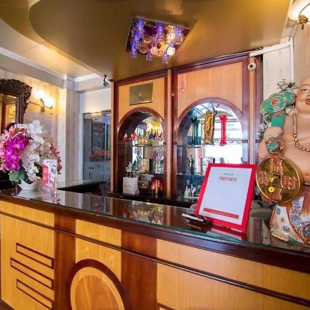 Tan Hoang Long Hotel Ho Şi Min Dış mekan fotoğraf
